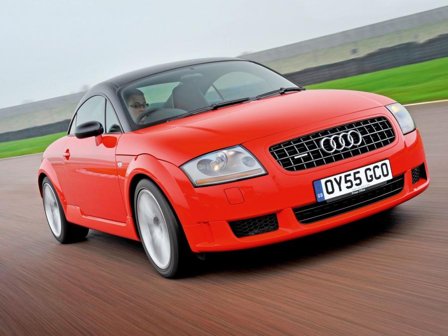  Audi TT Quattro Sport (8N) 2005 года  (UK) (фото 8 из 9)